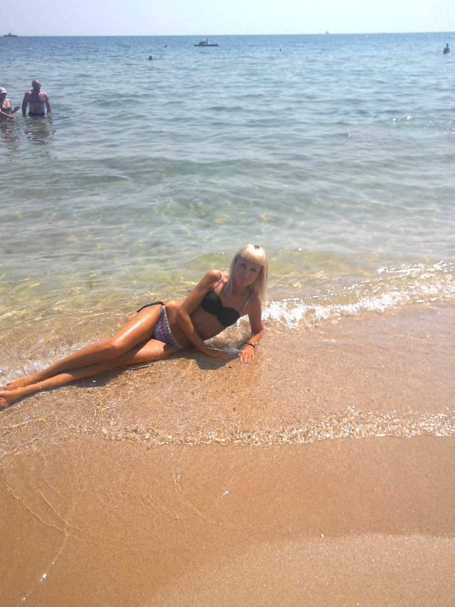 ANNA UA